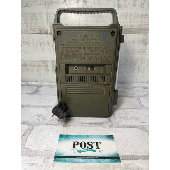 Vintage General Electric Two Way Power Radio Model #7-2808A - Picture 6 of 11